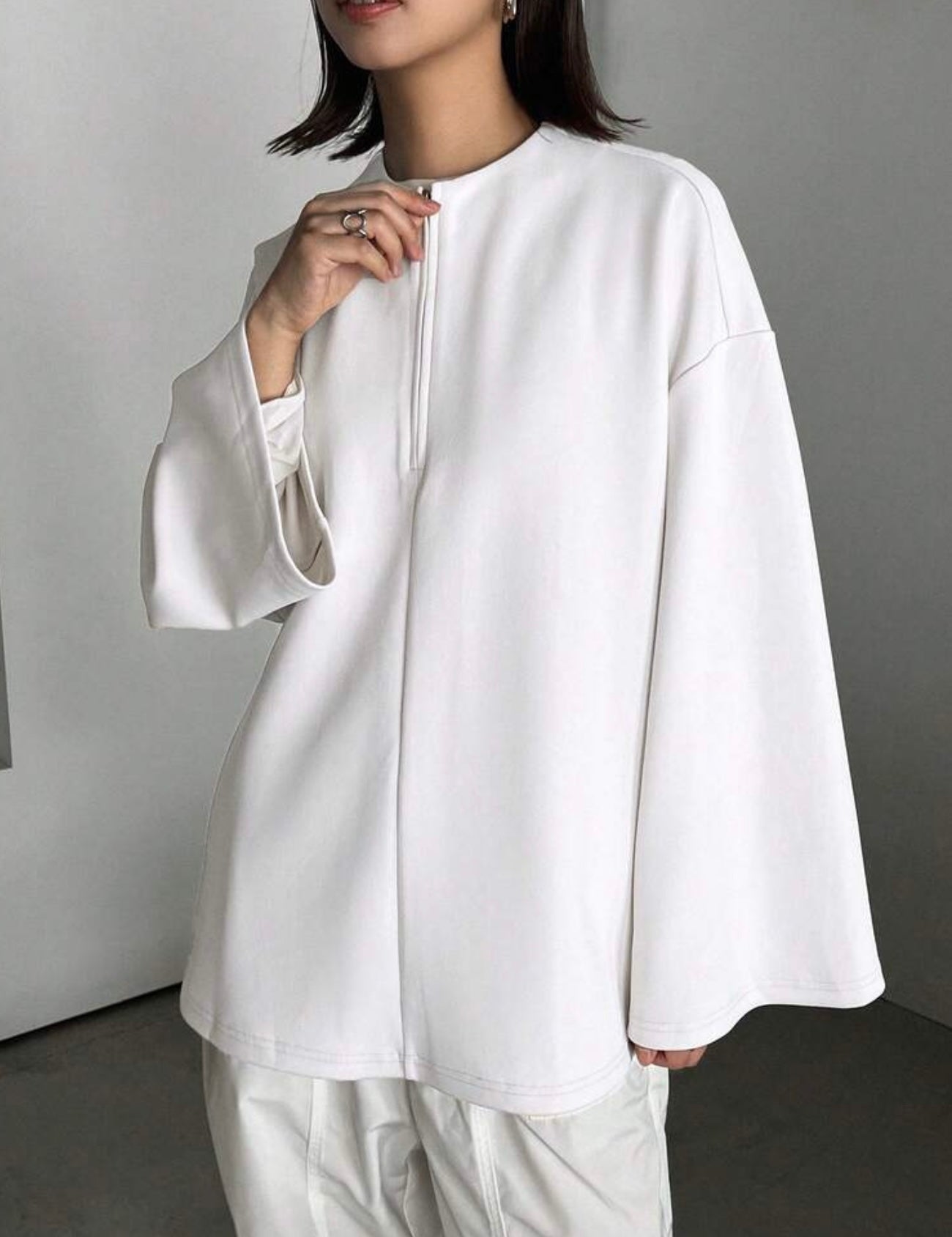 Trends
FRIFUL Women's Solid Color Front
Zip Long Sleeve Casual T-Shirt
Color: White